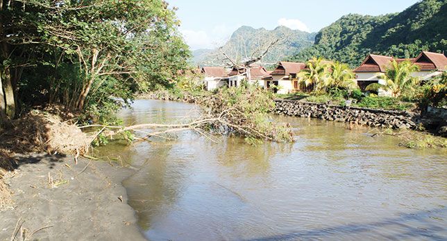 River Chain Defence River defence was built as form of protection – Ames - Searchlight