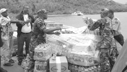 Vincy Police lend hand to Grenada