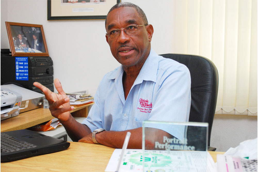 Iconic cricket photographer laid to rest in Barbados Iconic cricket photographer laid to rest in Barbados