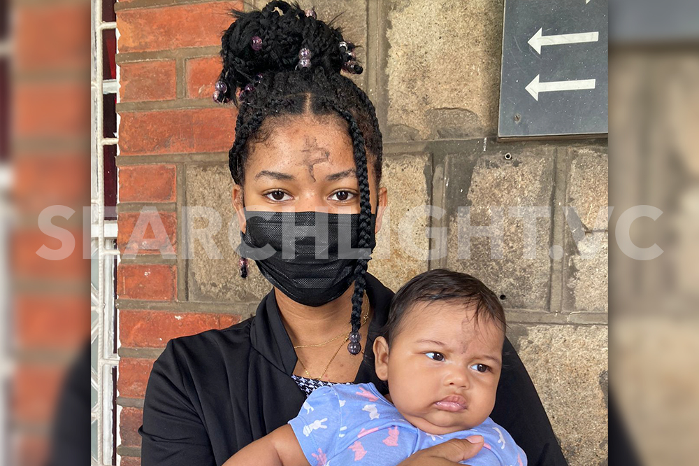 Mother and Daughter observe Ash Wednesday - Vimarsana News