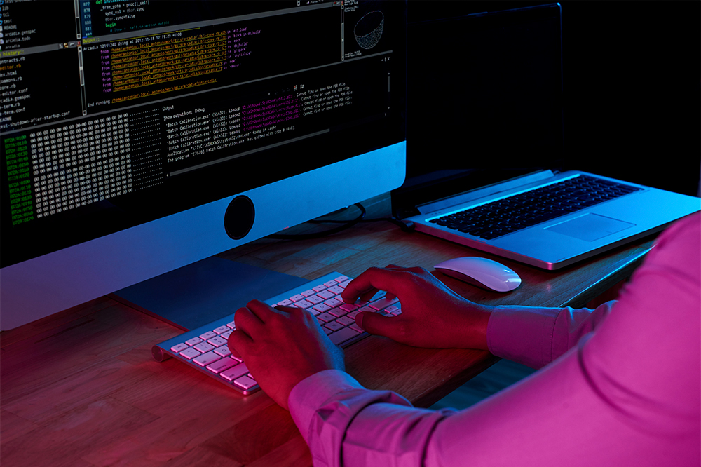 Over 300,000 Hackers Join Ukraine's Volunteer 'IT Army' Against Russia – Searchlight - Vimarsana News