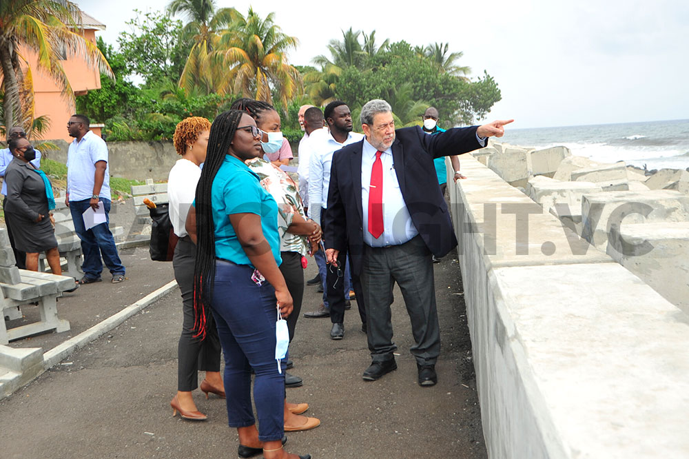 Government and private sector organizations make plans for Commercial Road in Georgetown