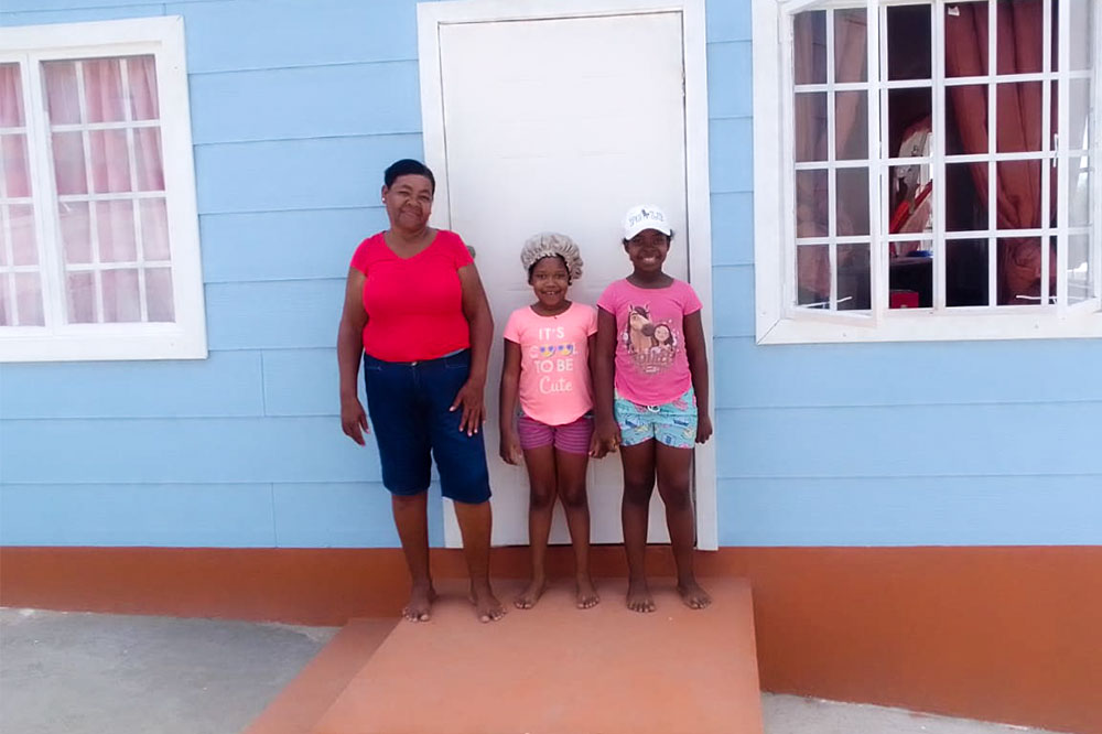 Volcano victims glad for their new homes at Orange Hill - Vimarsana News
