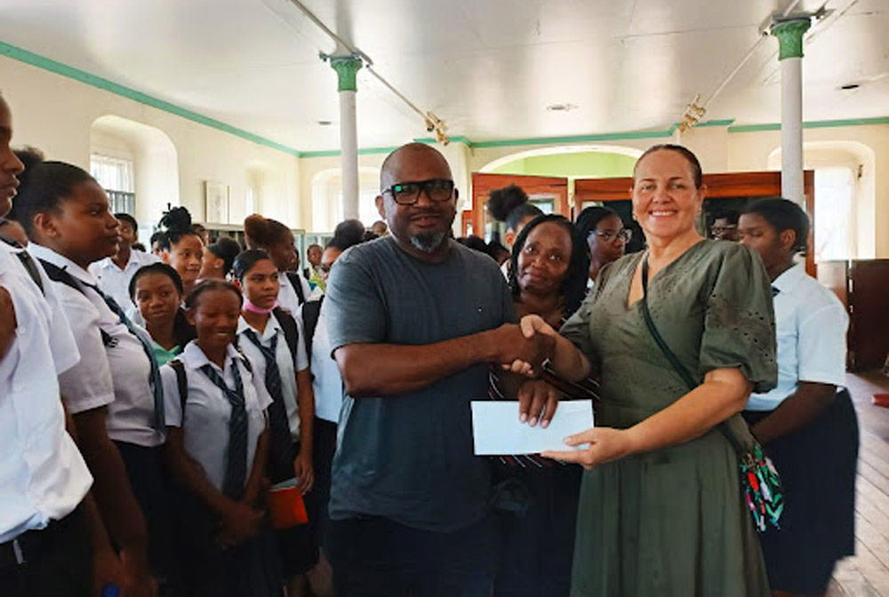 District Stairs supports the work of the SVG National Trust with donation of $1000 - Vimarsana News