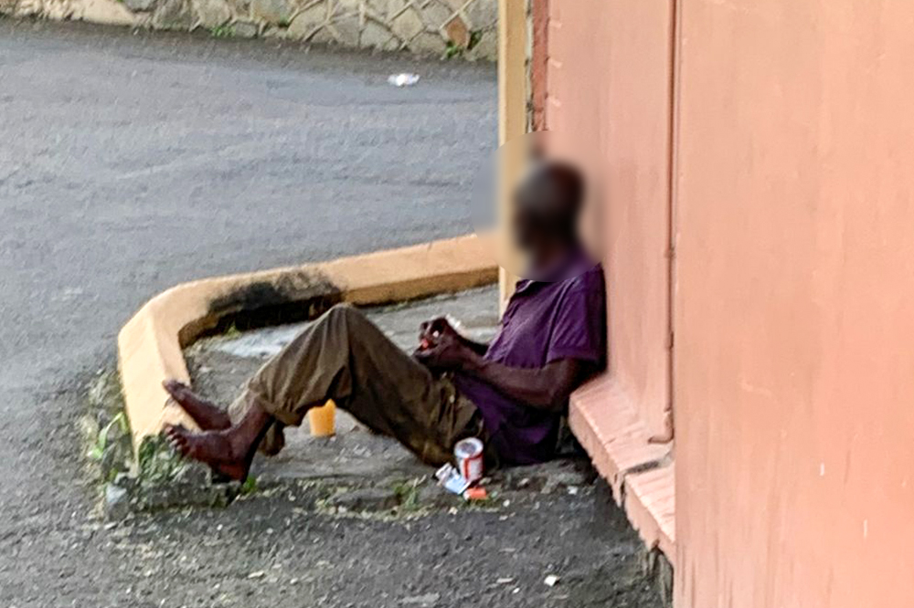 Aggressive vagrants a worry to business persons in city