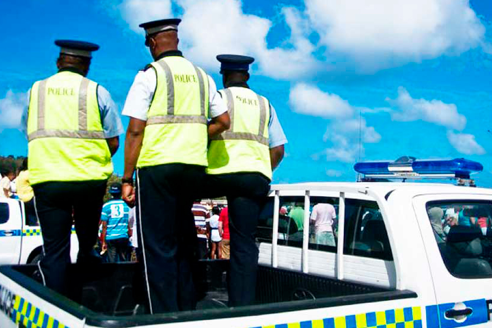 SVG police to help maintain law and order in St Lucia Searchlight