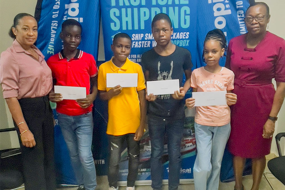 Five students entering secondary school get financial award from Tropical Shipping - Vimarsana News