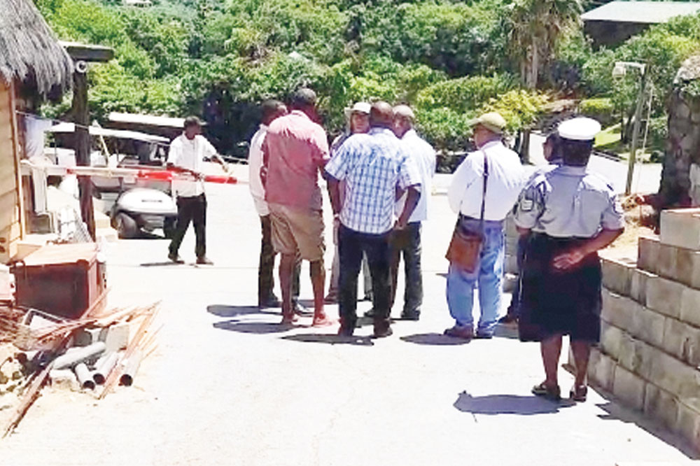 Protestors vindicated, surveyors confirm gate was being erected outside resort - Vimarsana News
