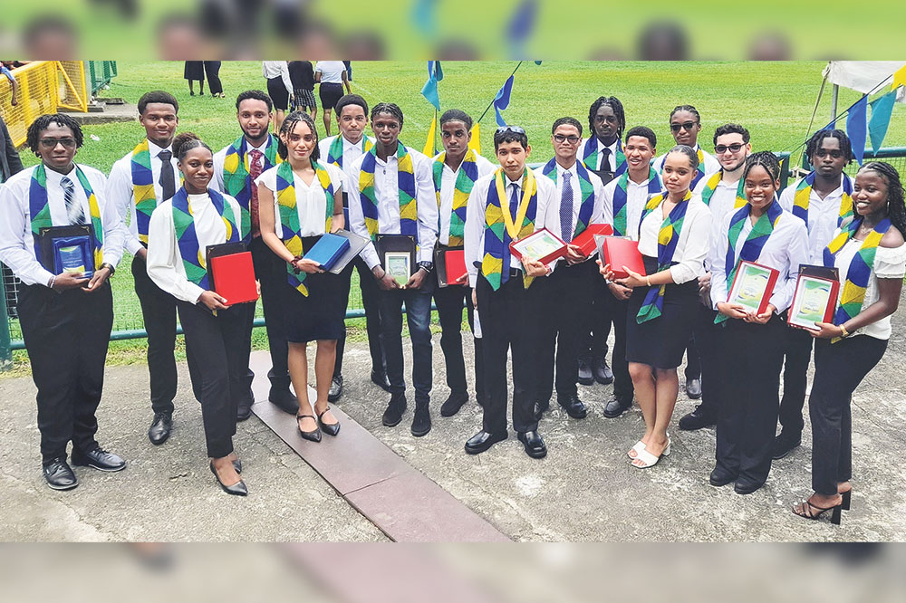SVG records largest number of Scholarship awardees - Vimarsana News