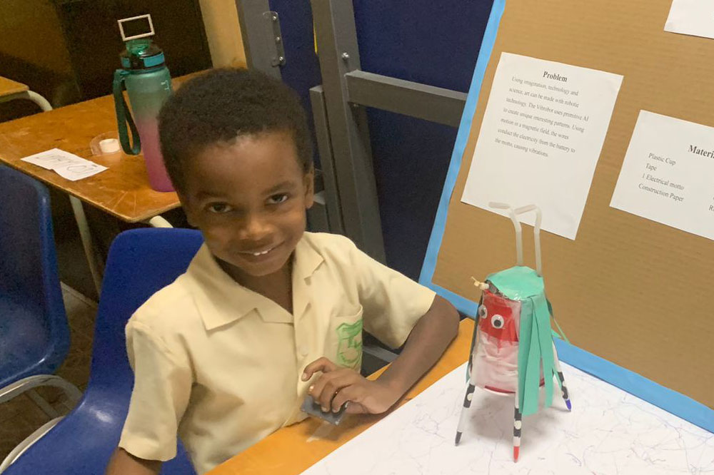 Schools awarded for outstanding projects in VINLEC Science & Tech Fair - Vimarsana News