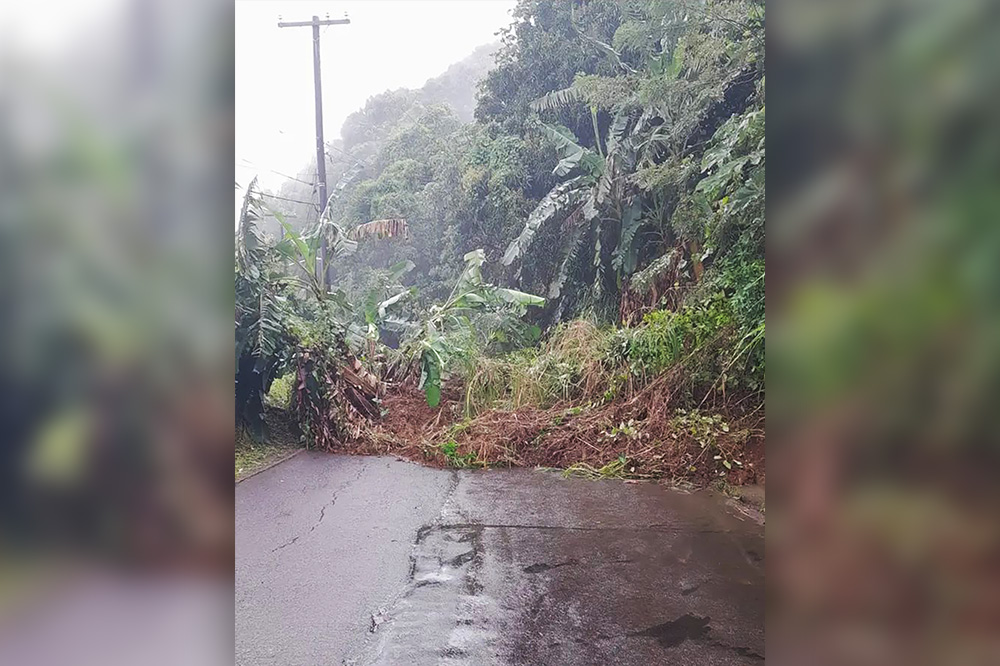 Belmont main road blocked by landslide - Vimarsana News