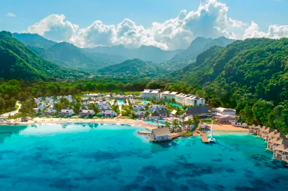 No private beaches in SVG - Searchlight - Vimarsana News