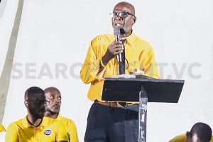 Leacock vows to ‘Strip’ Fraser in  Central Kingstown