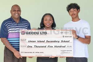 Union Island Secondary School  receives funds from Sailing expedition