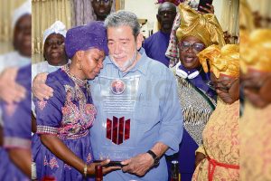 Spiritual Baptists honour former Prime Minister
