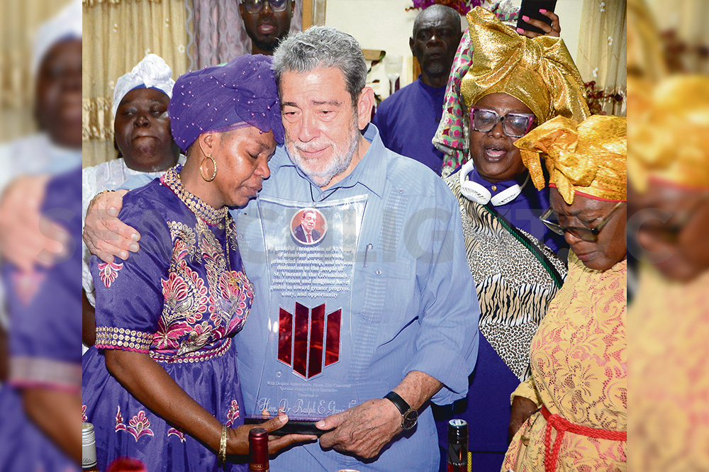 Spiritual Baptists honour former Prime Minister