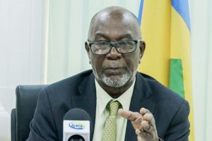 Leacock tells reporters to grow up!